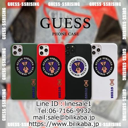 Guess 浮き彫り落書きスマホケース