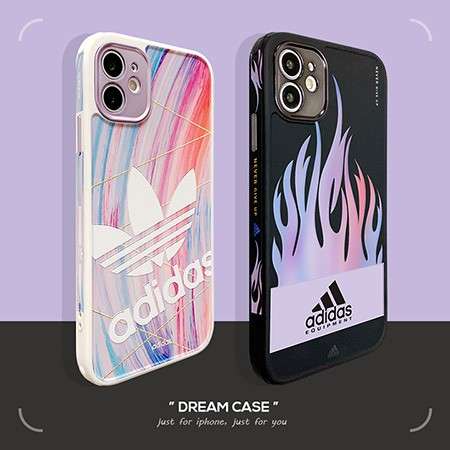 ブランド iPhone12 Adidas ケース