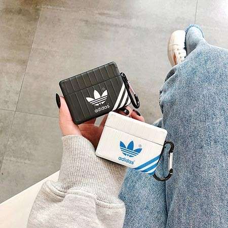 Adidasイヤホンカバー