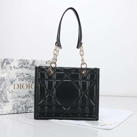 ハンドバッグ dior