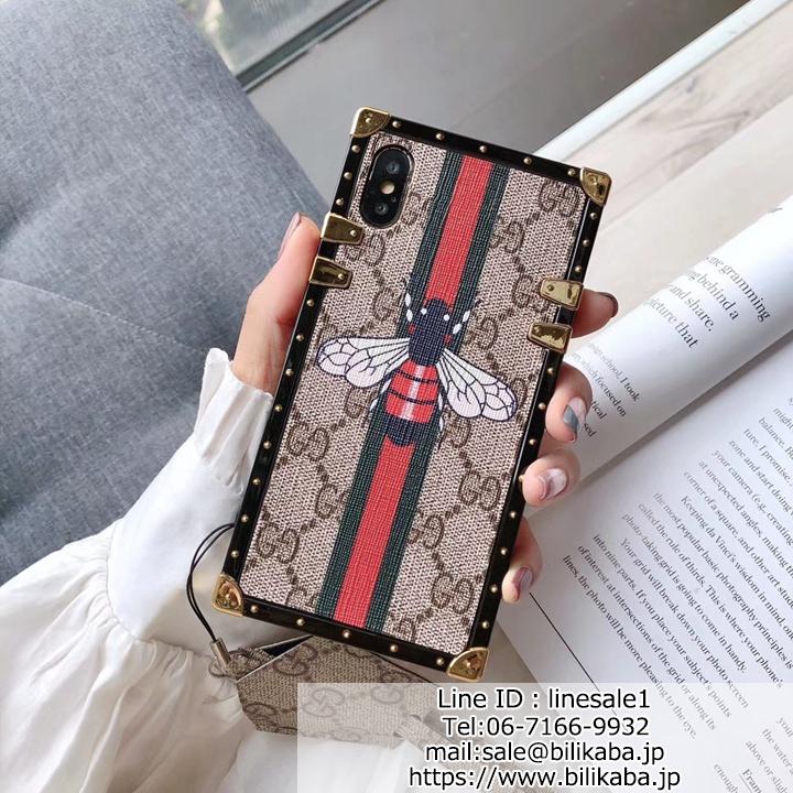 セレブ風 GUCCI iPhoneXr Xsケース チェーン付き