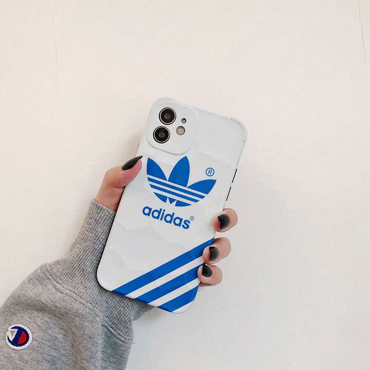 ブランド柄 保護ケース adidas アイホン7 プラス