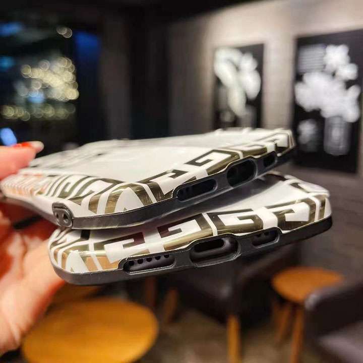 高品質 アイフォン 12 スマホケース Givenchy