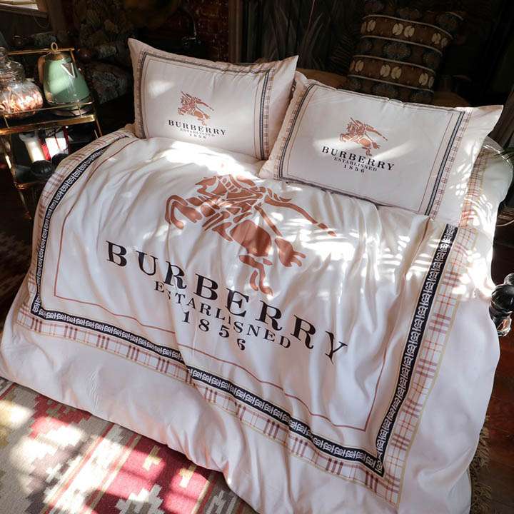 ベッドカバー 欧米風 burberry