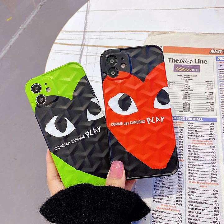 ブランド英字プリント付き カバー Comme des Garçons iPhone 11