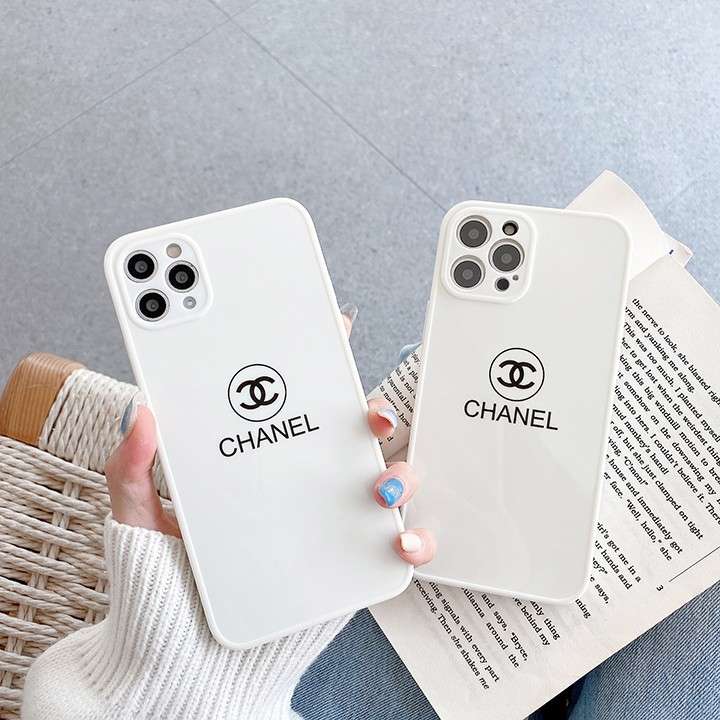 chanel保護ケースiphone8plus/8