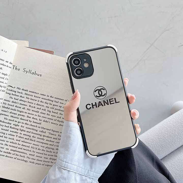 chanel アイホン13Promax 携帯ケース 光沢感