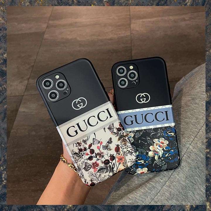 アイフォーン12pro Gucciスマホケース光沢感