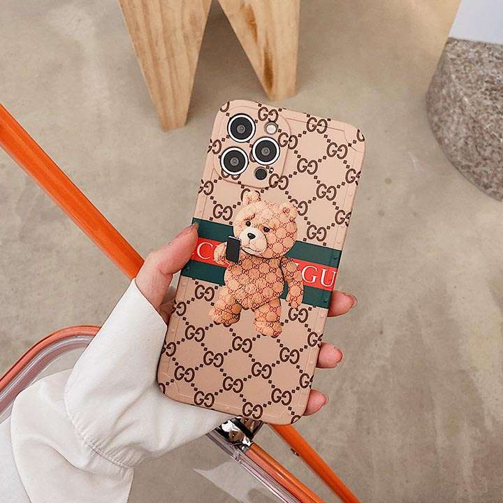 iPhone 8 光沢感 Gucci カバー