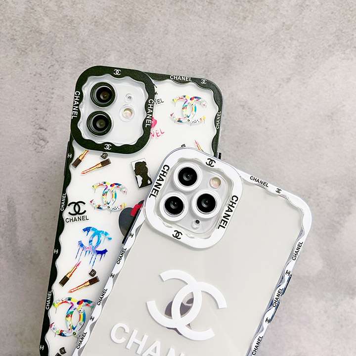 Chanel アイフォーン13 Pro スマホケース