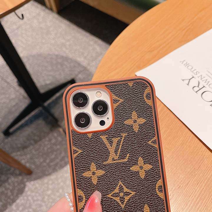 アイホン7 plus 保護ケース vuitton ロゴ付き