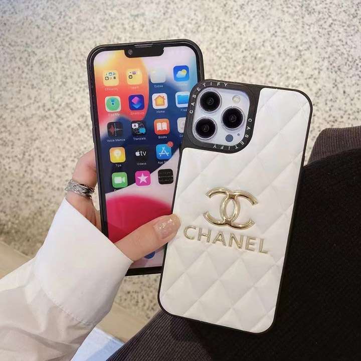 chanel カバー アイフォーン14プロマックス