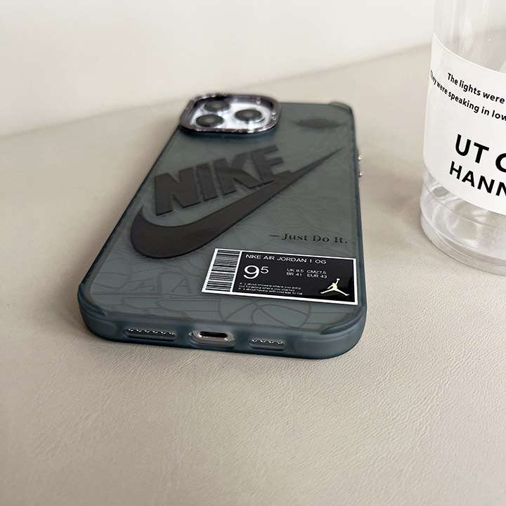 アイフォーン14pro maxスマホケースNike