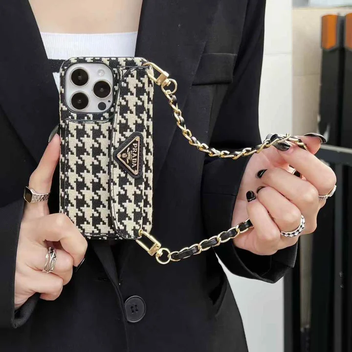 prada プラダ アイホン16プラス  ブルドッグ