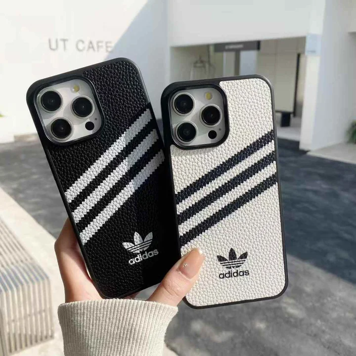 adidas アイホン14plus 