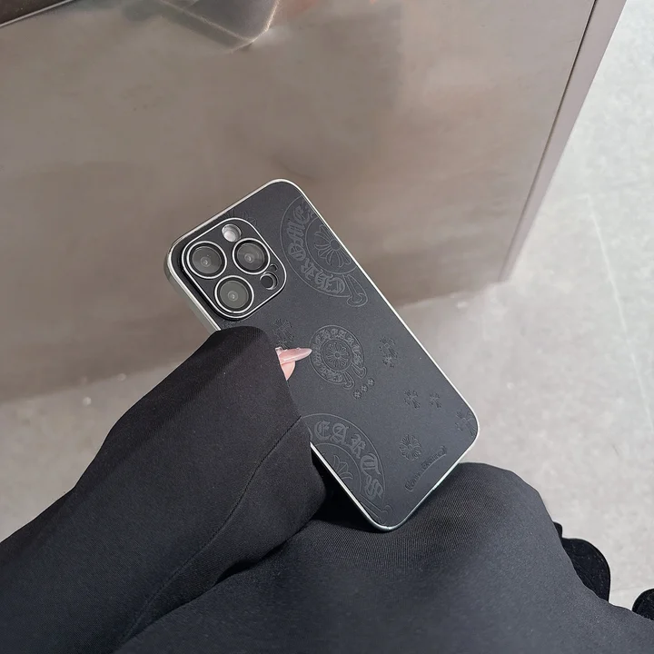 赤 chrome hearts クロームハーツ iphone 16プラス 