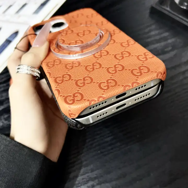 グッチ gucci アイフォーン 16プロ 携帯ケース  モノグラム