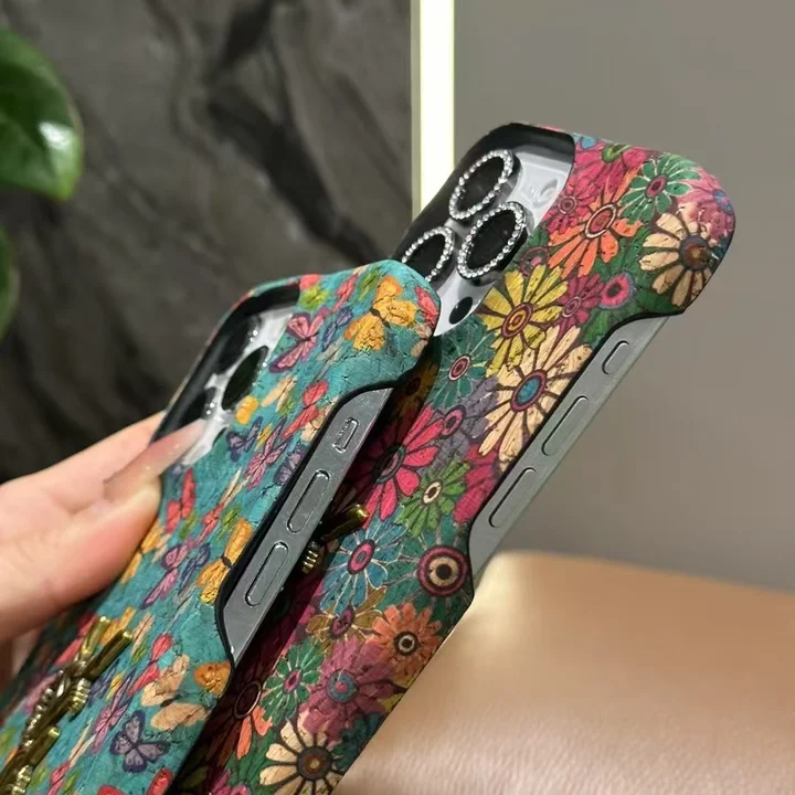 新作 ysl イヴサンローラン アイフォーン 15 pro max 