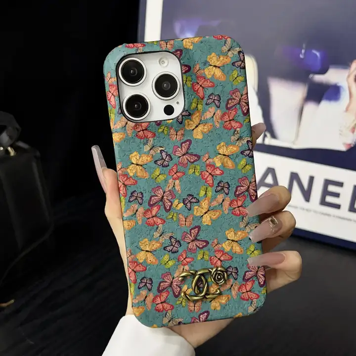 ブランド 携帯ケース アイフォーン16プラス chanel シャネル 