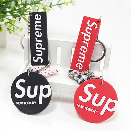 Supreme キーホルダー