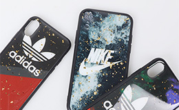 adidas nike iphonex xr xsケース 光沢感 キラキラ