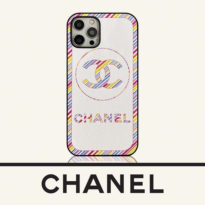 新作iPhone 13カバーchanel 芸能人愛用 ゴージャス